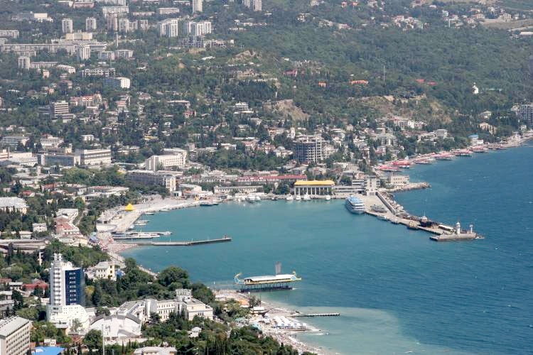 Порт «Ялта»