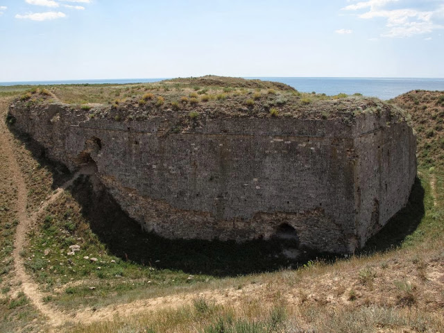 Перекопская крепость («Ор-Капу»). Руины